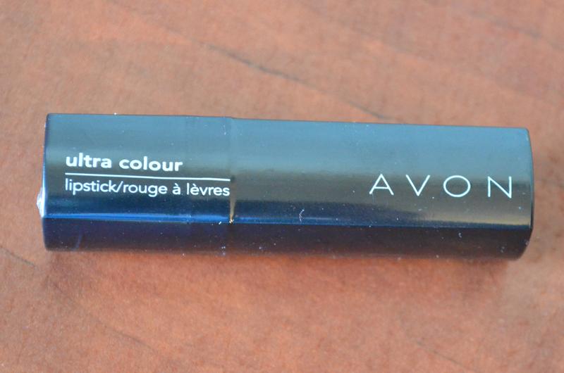 Продам или обменяю губную помаду avon "ультра" — цена 25 грн в каталоге ...