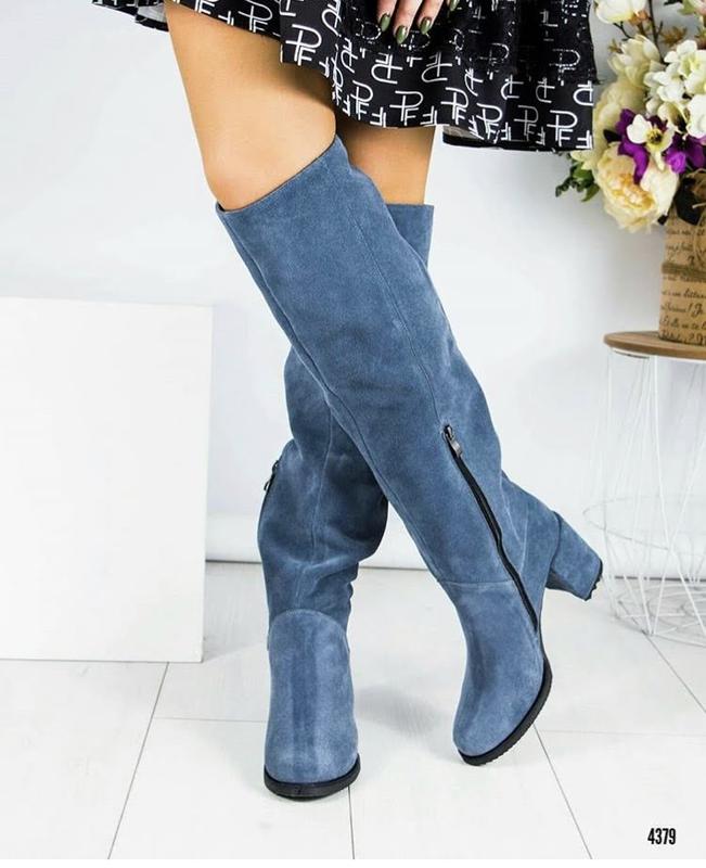 сине серые сапоги. замшевые ботфорты без каблука. голубые замшевые сапоги. сине серые сапоги. серые сапоги.