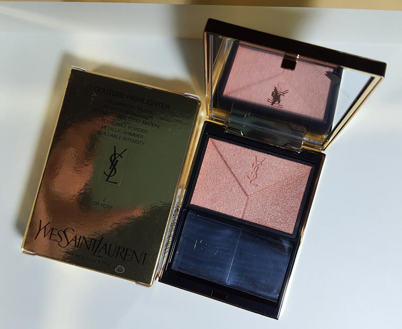 Yves saint laurent.couture highlighter.blendable powder. — ціна 750 грн у  каталозі Хайлайтери ✓ Купити товари для краси і здоров'я за доступною ціною  на Шафі | Україна #57718790