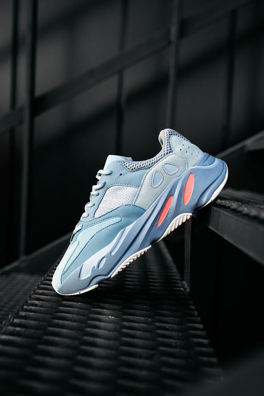 Yeezy boost 700 inertia grey 2600 59519512