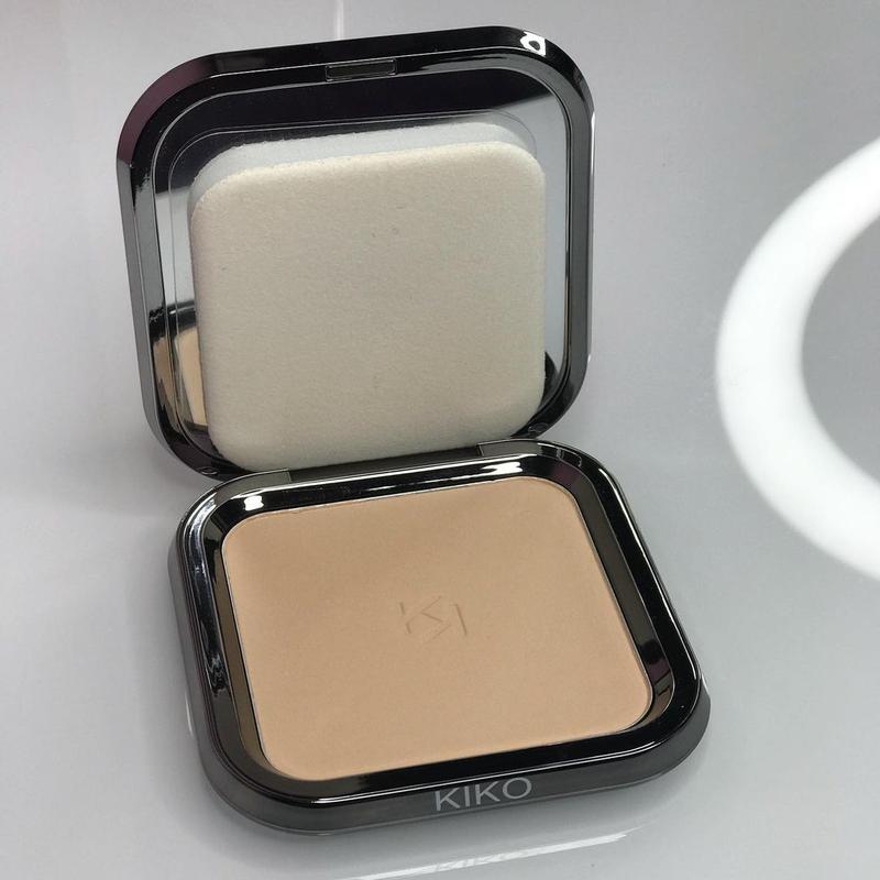 Glow foundation kiko. Kiko milano flawless fusion bronzer powder. пудра кико милано weightless perfection палитра. пудра kiko milano 02 sand. Kiko milano matte fusion pressed powder 02.
