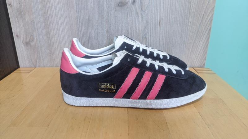 Adidas gazelle og pink 2025