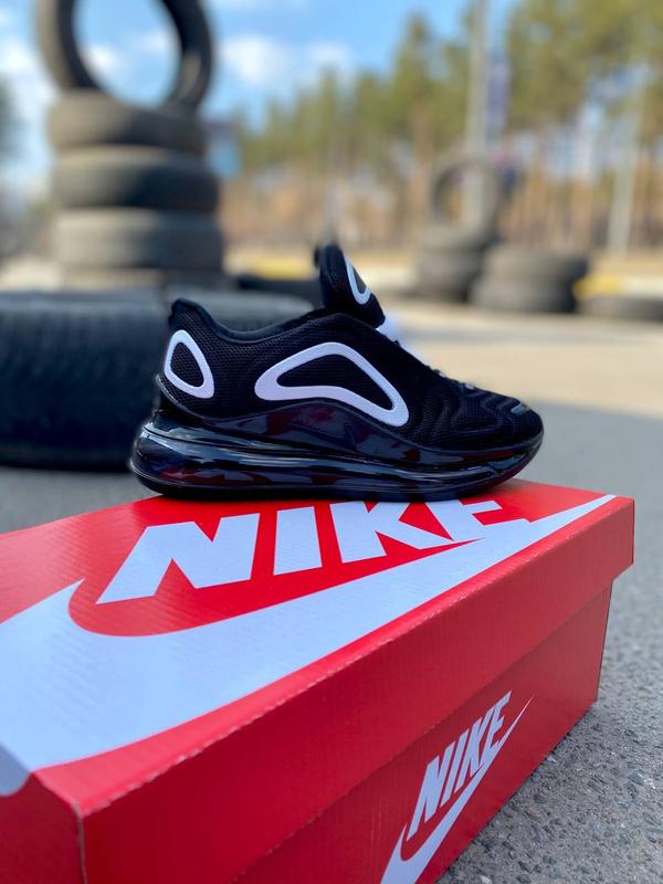 nike air max 720 reflective 1490