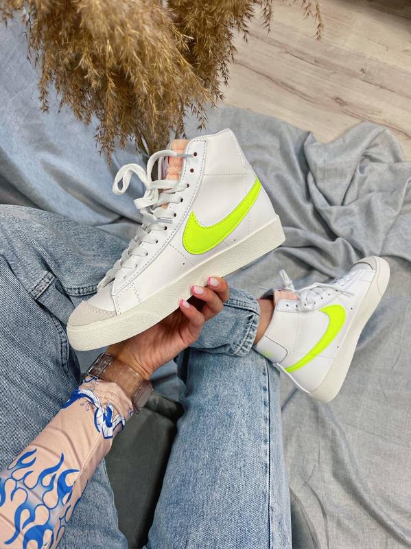 blazer mid 77 barely volt