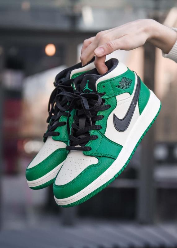 Jordan aj1 best sale mid green