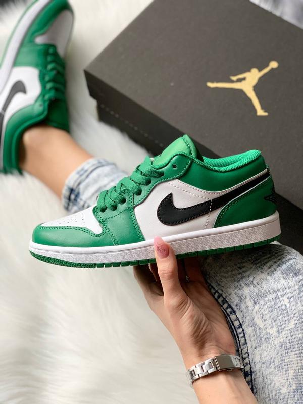 nike air jordan low pine green