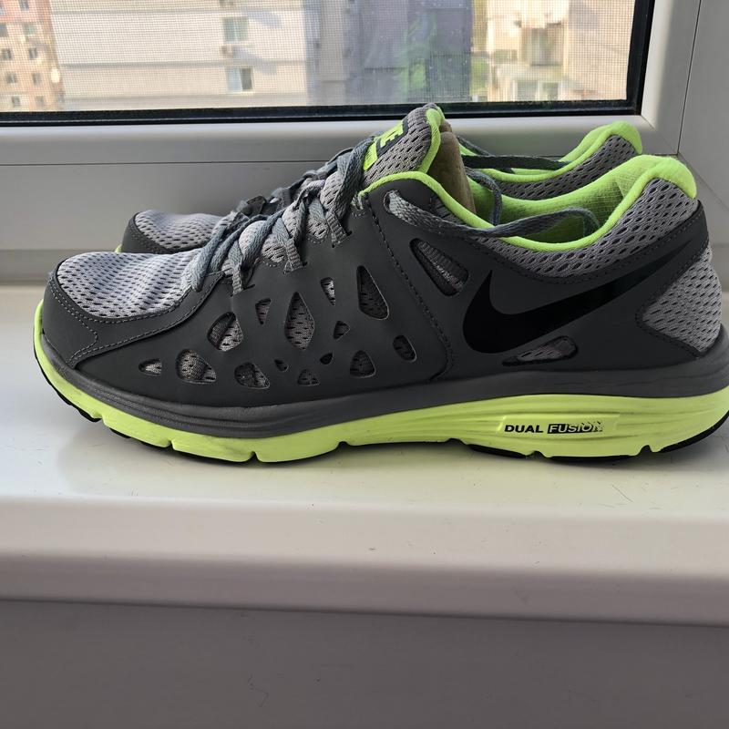 Кроссовки nike dual fusion run 2 44,5 р — цена 600 грн в каталоге Кроссовки  ✓ Купить мужские вещи по доступной цене на Шафе | Украина #65162500