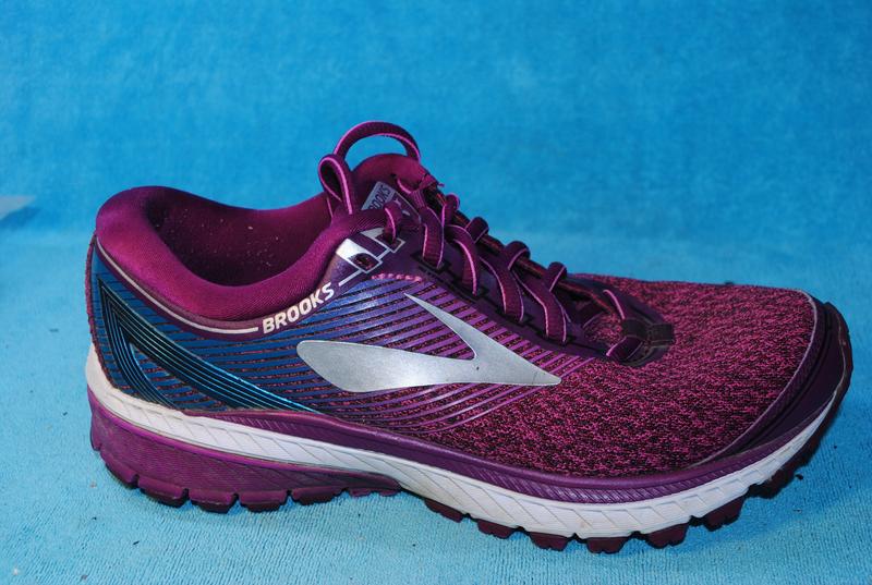brooks ghost 38 500 65779912