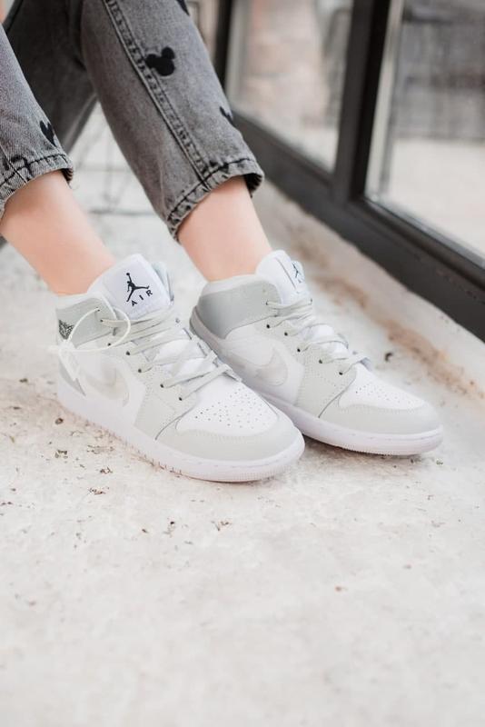 Кросівки повсякденні nike air jordan 1 grey camo жіночі сірі найк аїр