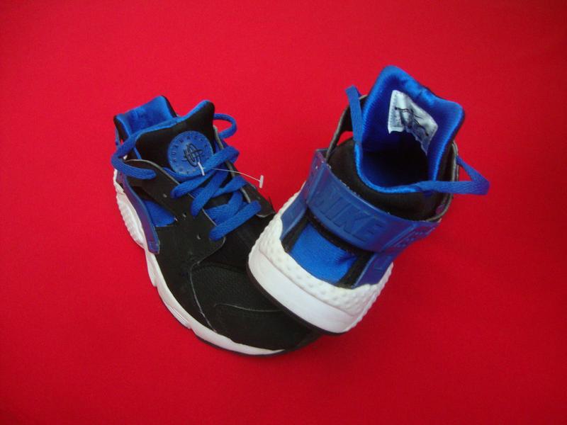 nike huarache 32