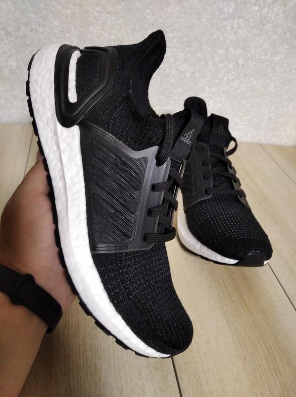 Кроссовки для бега ultraboost 19 g54014 adidas — цена 2350 грн в каталоге  Кроссовки ✓ Купить мужские вещи по доступной цене на Шафе | Украина  #67883846