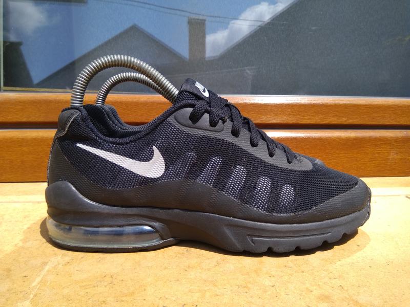 nike air max invigor gs black 749572 003 38