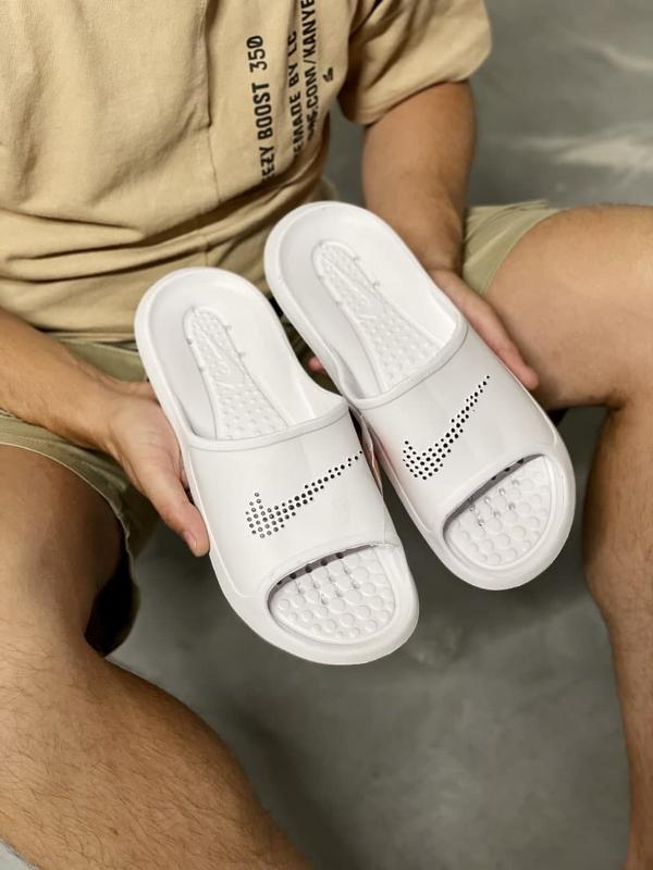 Сланцы мужские nike victori one shower slide белые (найк, сланці ...