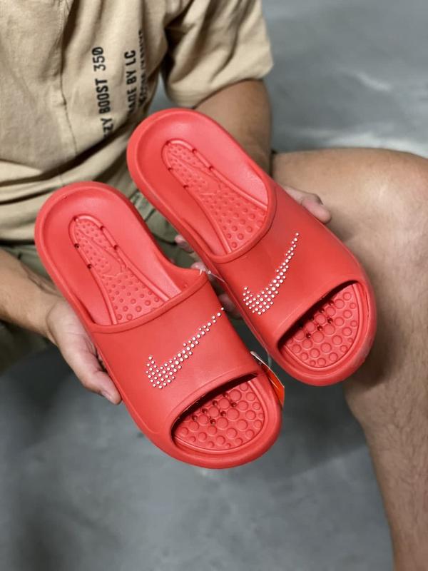 Тапки nike victori one shower slide — цена 690 грн в каталоге Тапочки ...