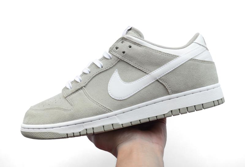 dunk low pale grey
