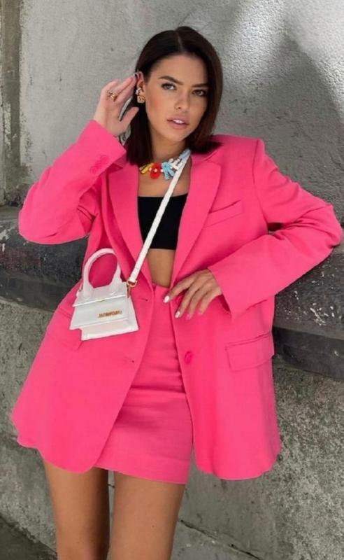 Пиджак Zara фуксия. Розовый костюм с юбкой
