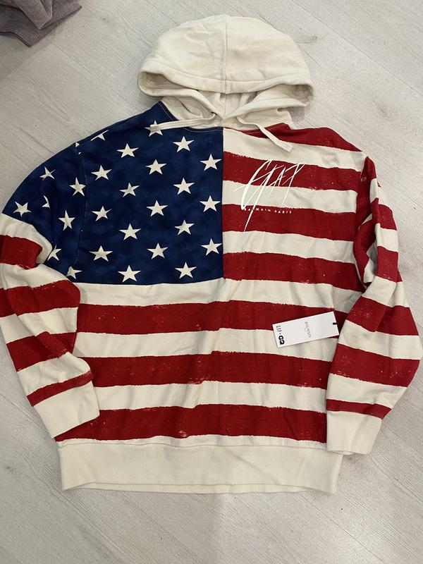 Gap and balmain deals