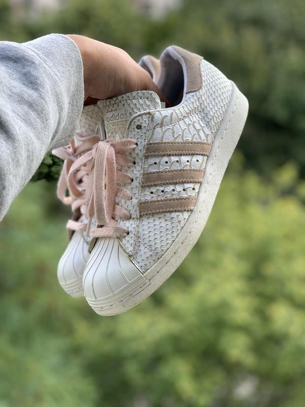 Adidas sales mi superstar