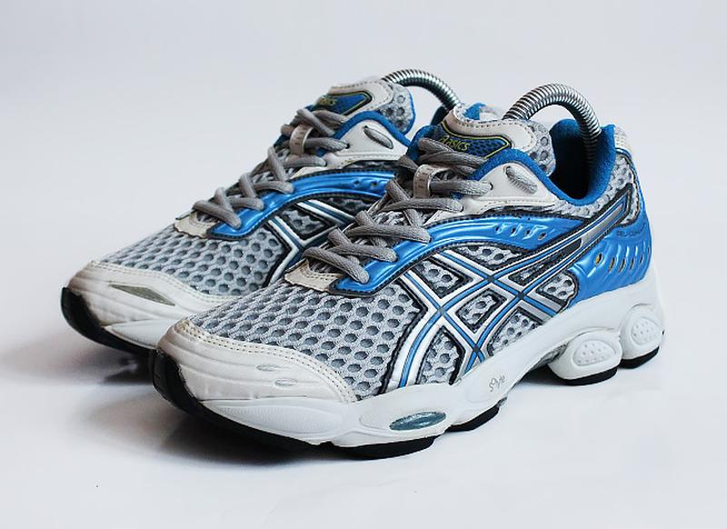 asics gel cumulus 10