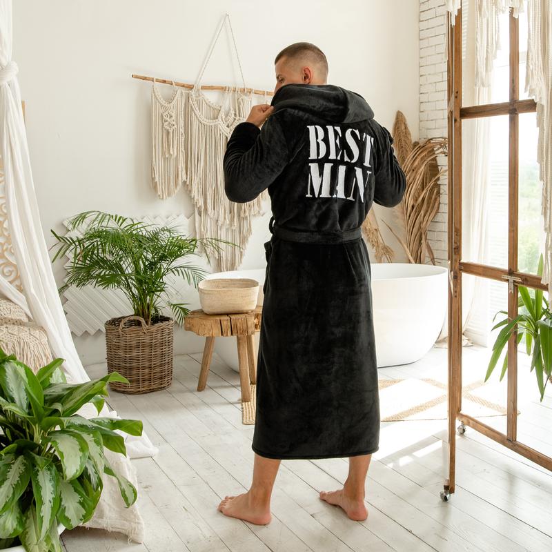 Черный мужской халат с именной вышивкой на спине — цена 1490 грн в ...