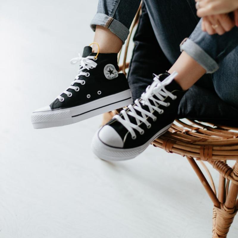 Кеды высокие на платформе converse chuck taylor all star platform high  black — цена 1750 грн в каталоге Кеды ✓ Купить женские вещи по доступной  цене на Шафе | Украина #76673407