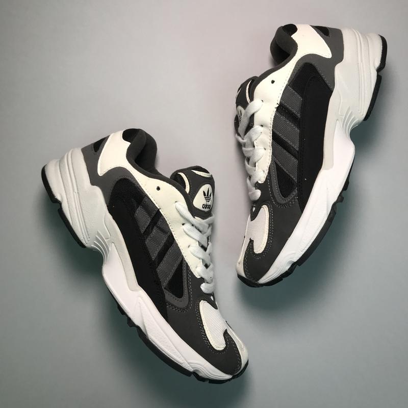 Кроссовки adidas yung-1 grey white, кроссовки адидас янг 1 — цена 1530 ...