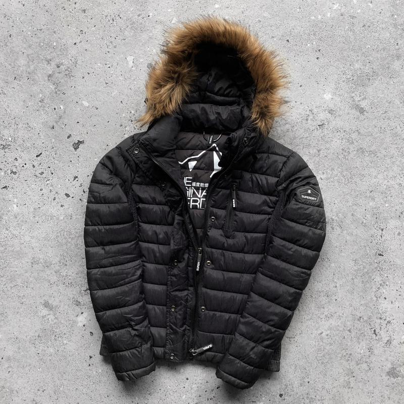 Superdry mountain hotsell goods