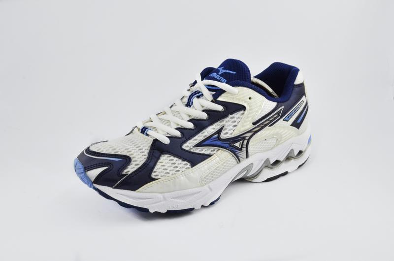 mizuno wave nemesis