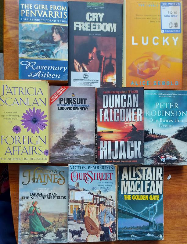 Книги на английском языке — цена 50 грн в каталоге Художественные ...