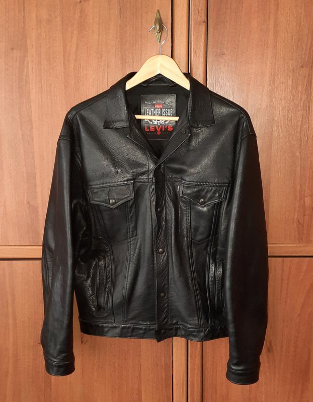 フクスキ~90s Levi's / leather jacket Vintage 90s Levi's Leather Bomber Jacket Patch Logo Flight Jacket