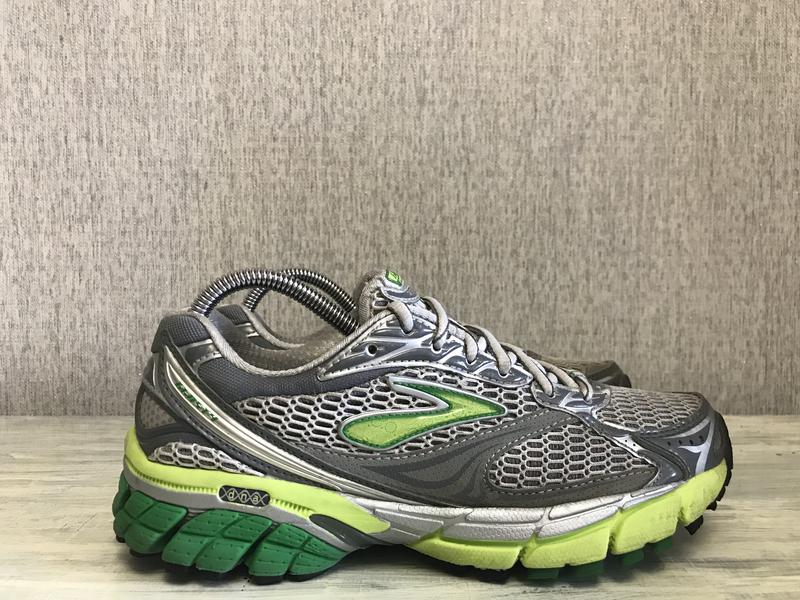 brooks mogo mens