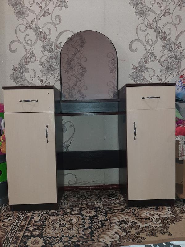 Туалетний столик — ціна 800 грн у каталозі Меблі для спальні Купити ...