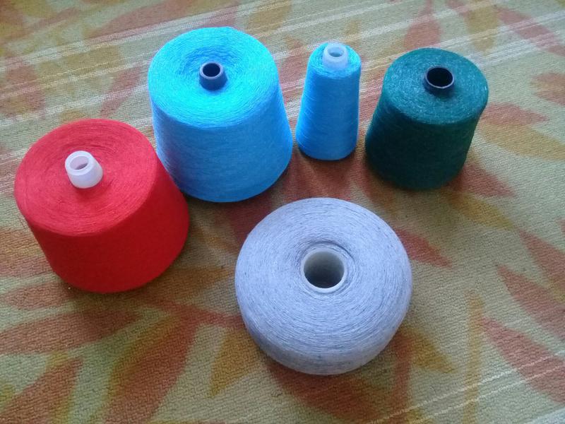 Бобіна ниток для в'язання, нитки — ціна 598 грн у каталозі В'язання ...