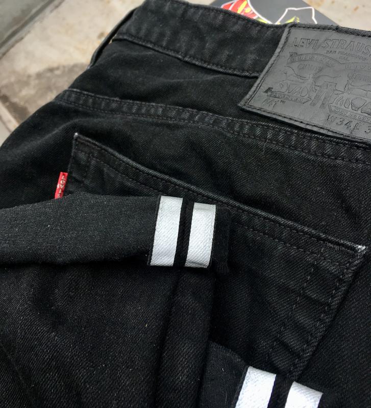 levis reflective
