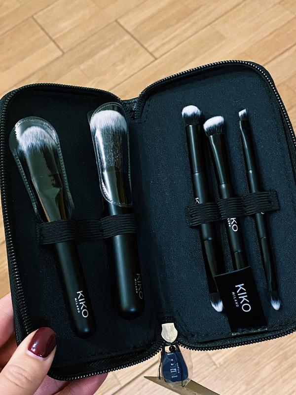 Набор косточек кико kiko travel brush set — цена 735 грн в каталоге