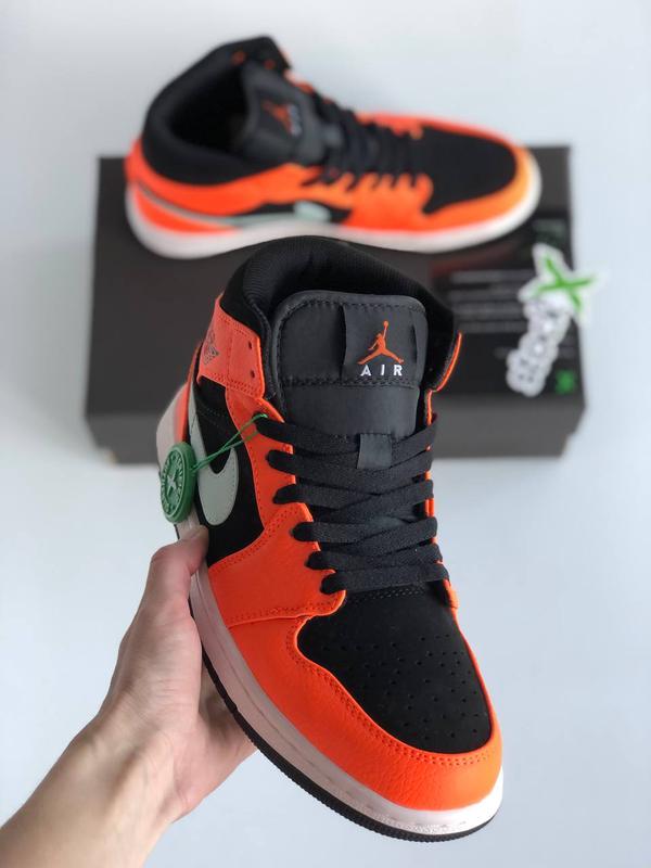 nike air jordan 1 retro orange