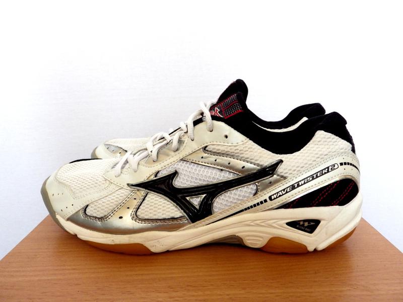 mizuno wave twister 2 red