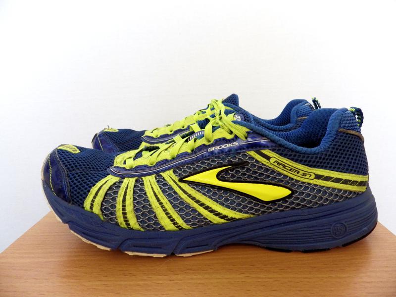brooks racer st 5