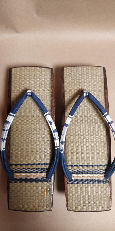 Японские сандали гета — цена 800 грн в каталоге Шлепанцы ✓ Купить женские  вещи по доступной цене на Шафе | Украина #85485018