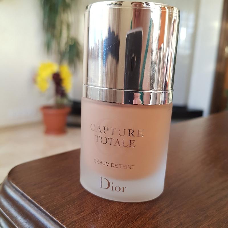 Тональная сыворотка диор dior capture totale fond de teint serum ...