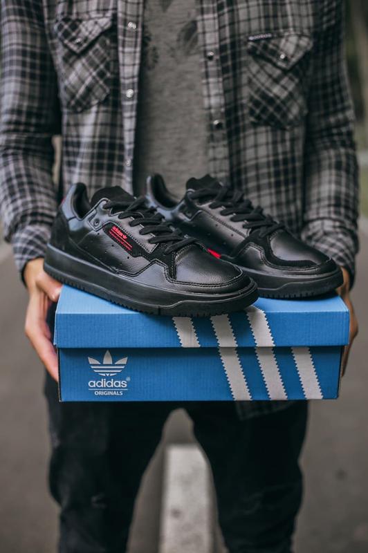 Чоловічі кросівки adidas brand with the 3 stripes — ціна 1580 грн у ...