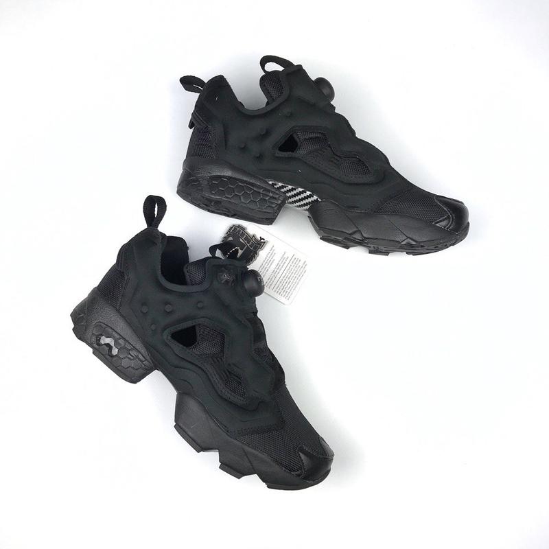 reebok insta pump fury all black 