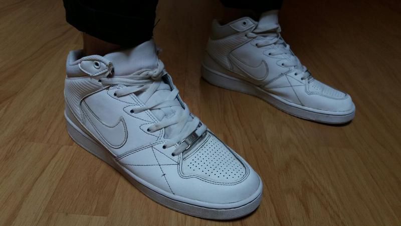 nike priority mid