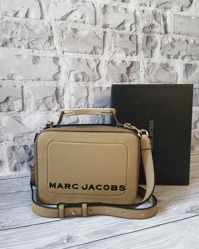 Сумка Marc Jacobs из натуральной кожи: стиль и качество