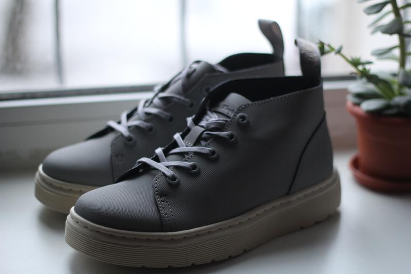 baynes ajax dr martens