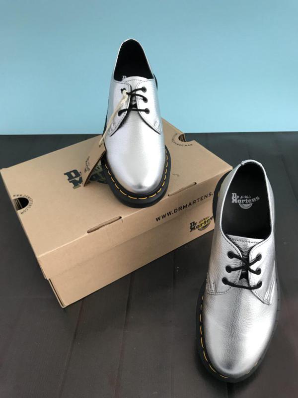 dr martens 1461 met