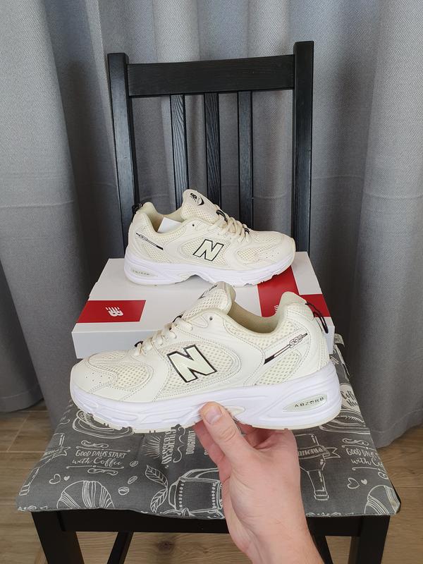 Світлі жіночі кросівки весна літо бежеві new balance 530. нью баланс ...
