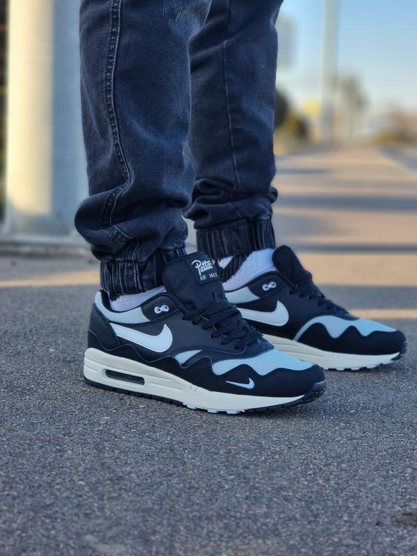nike air max 1 2400