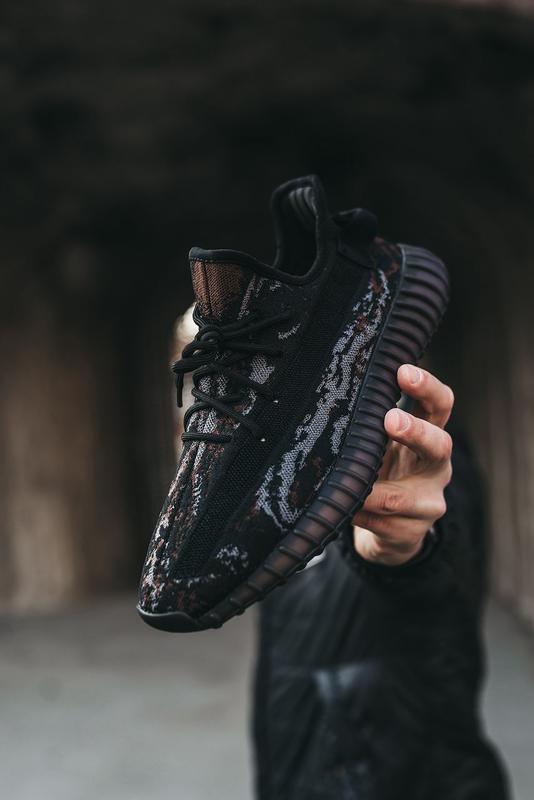 Yeezy boost v2 adults hotsell