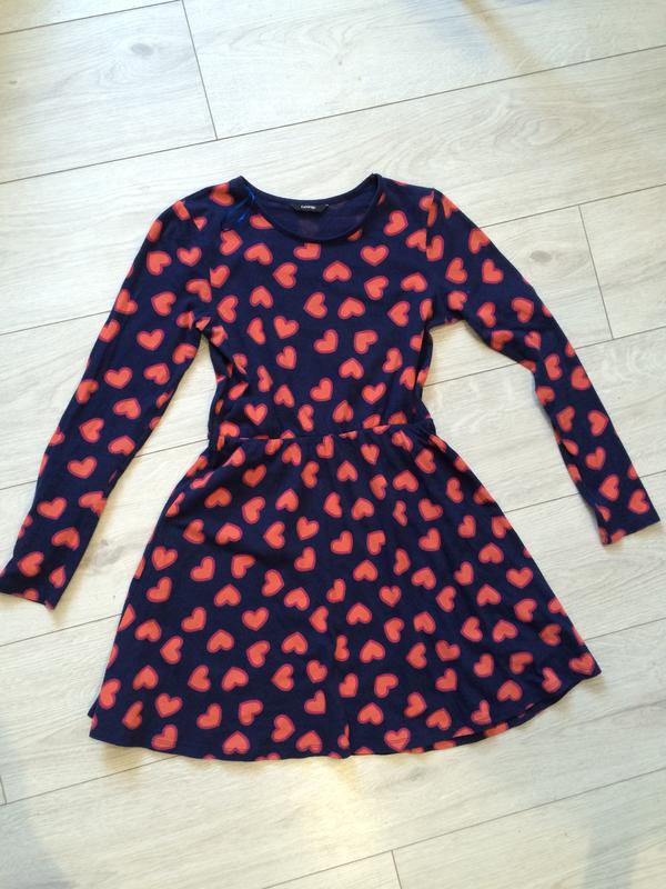 красно черное платье. платье с сердечками. черное платье с сердцем. платье с сердечками женское. платье черное без бретелей.